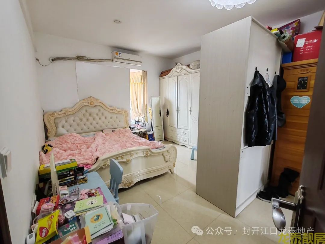 粤江花园 精装大三房出售 装修保养好