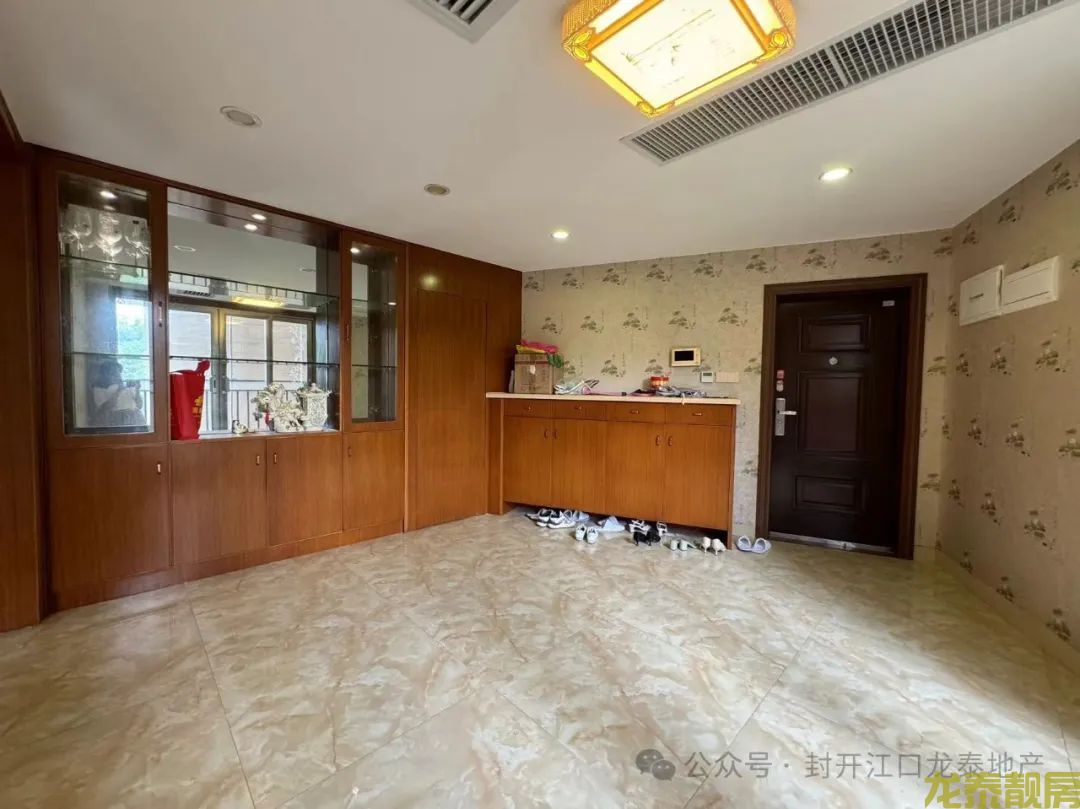 康怡花园 豪装 首付9.5万 即买即入住