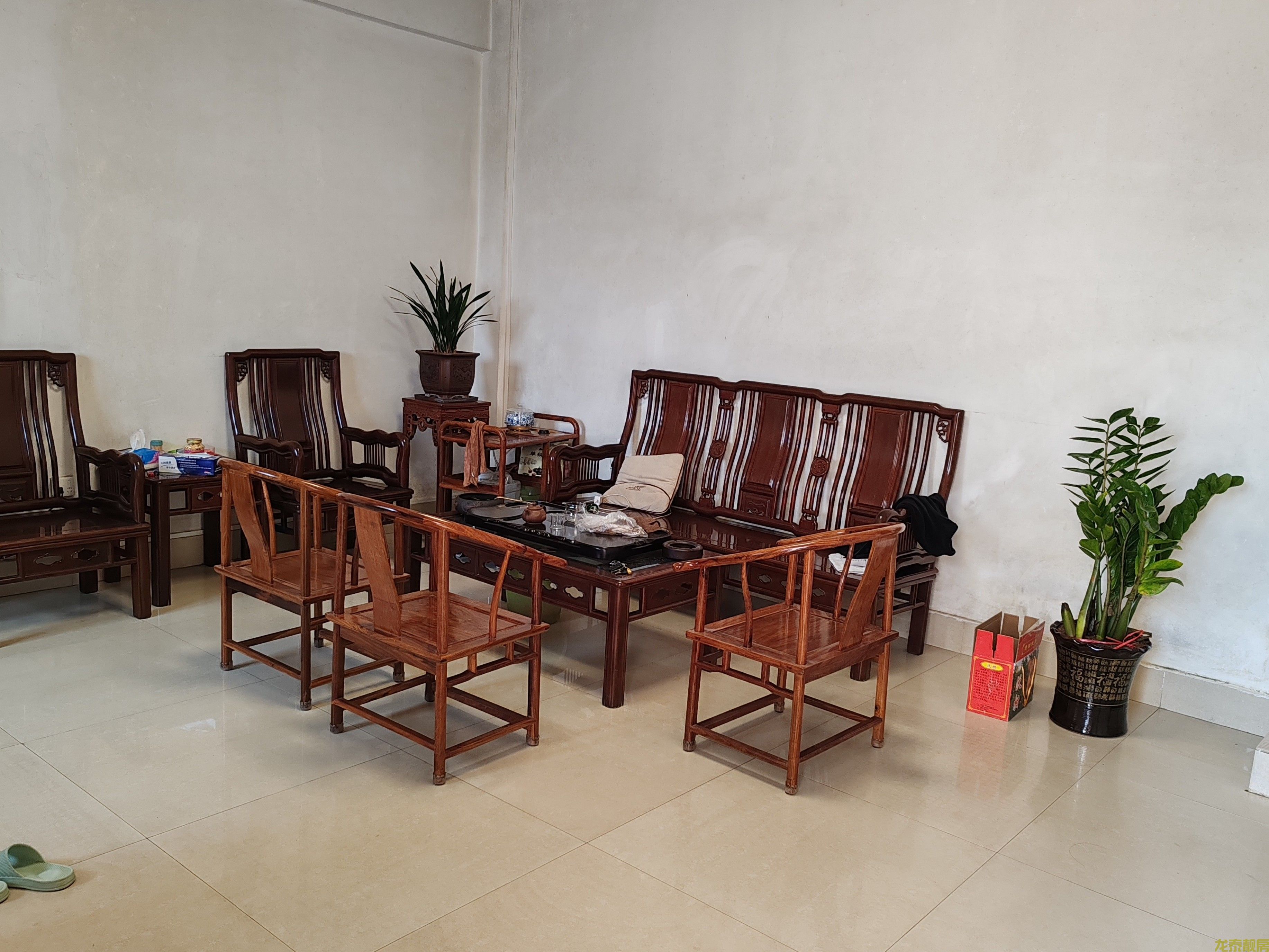 江口城区三层半自建房带前后花园