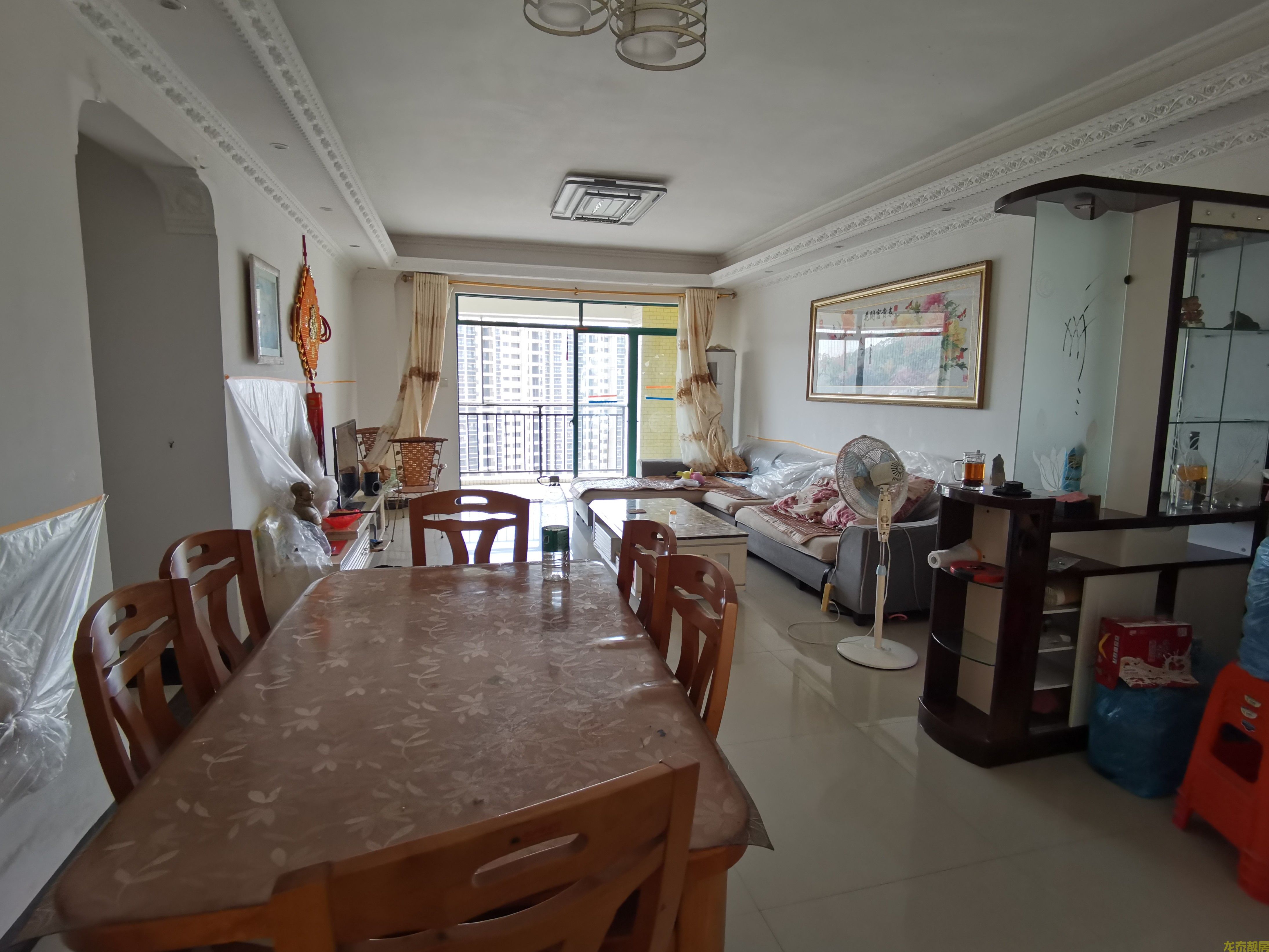 龙泉居电梯靓层南向