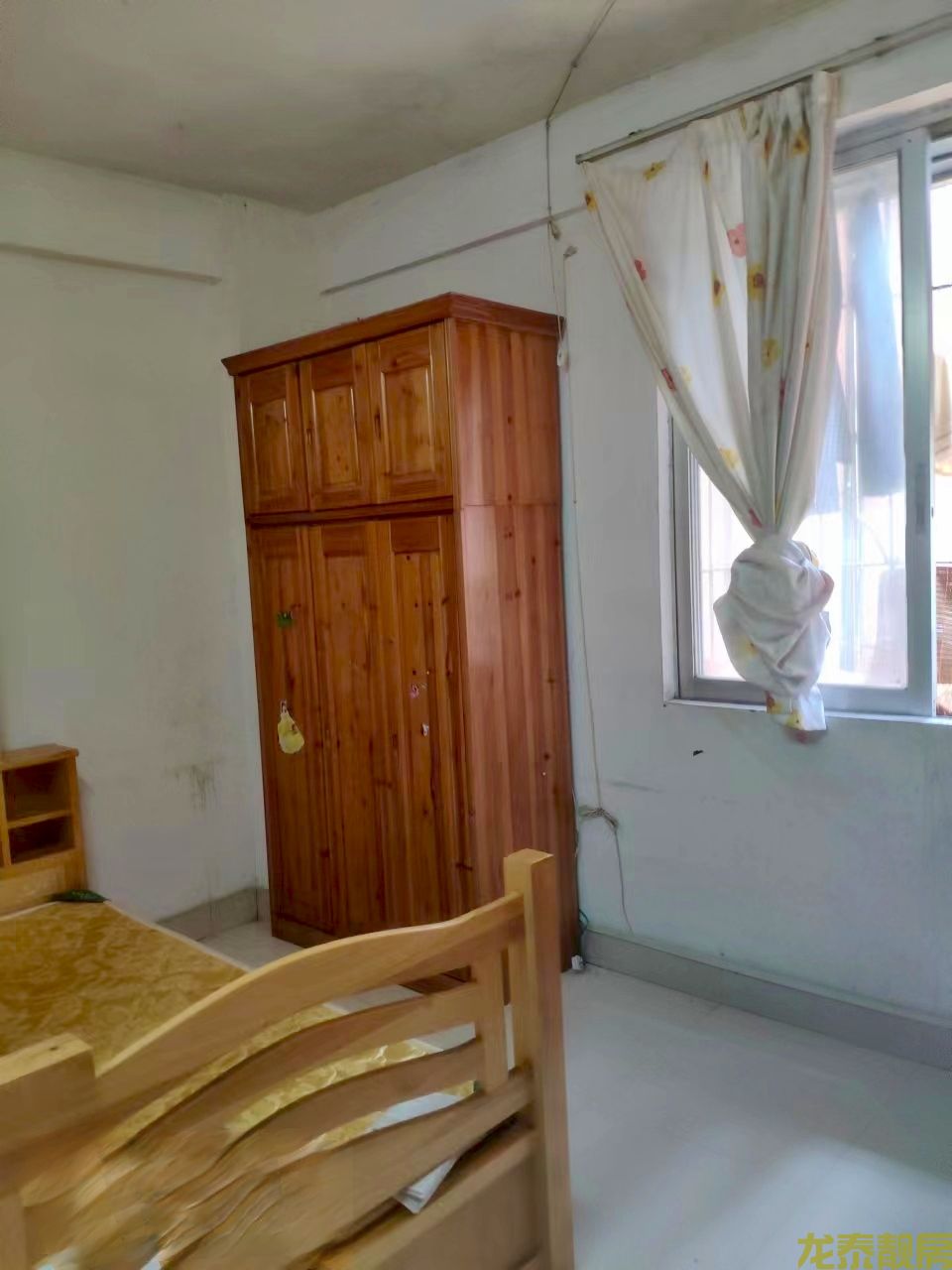 江滨公园附近步梯低楼层