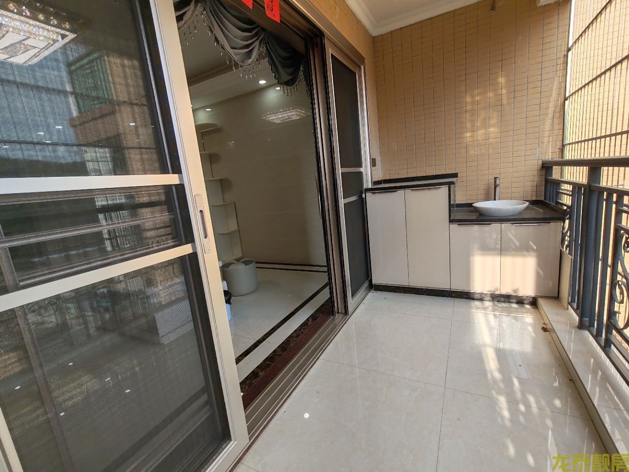 康盛名门稀缺四房，豪华精装，一步到位！